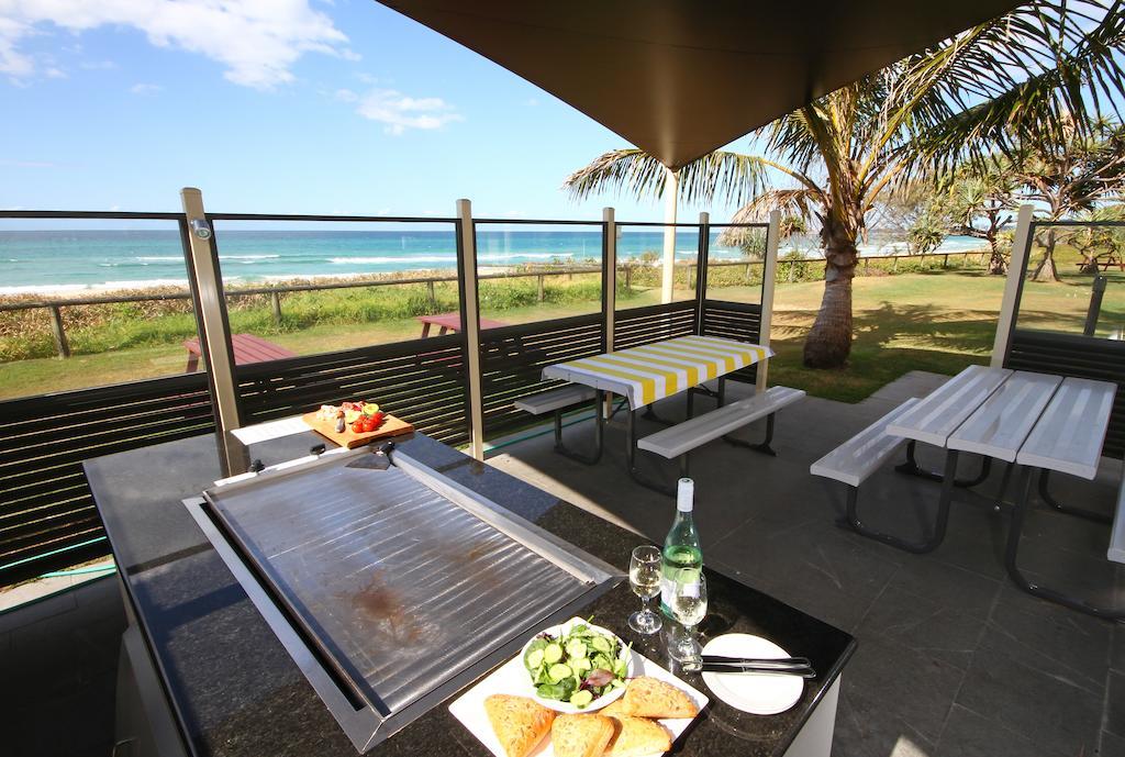 San Simeon Beachfront Apartments Tugun Gold Coast Extérieur photo