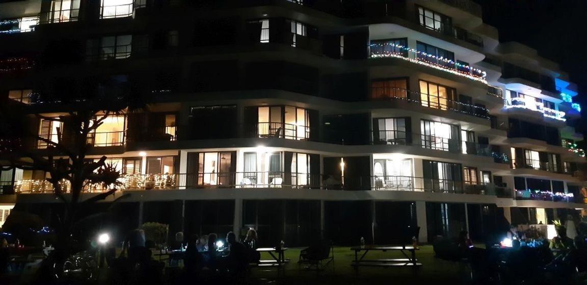 San Simeon Beachfront Apartments Tugun Gold Coast Extérieur photo